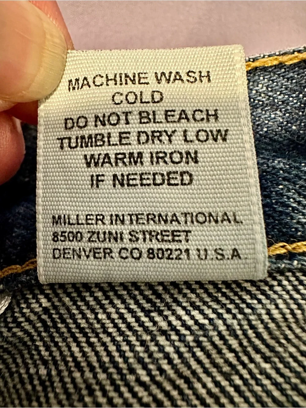 Men’s Cinch Green Label Denim Jeans Tag with Gold Stitching Detail